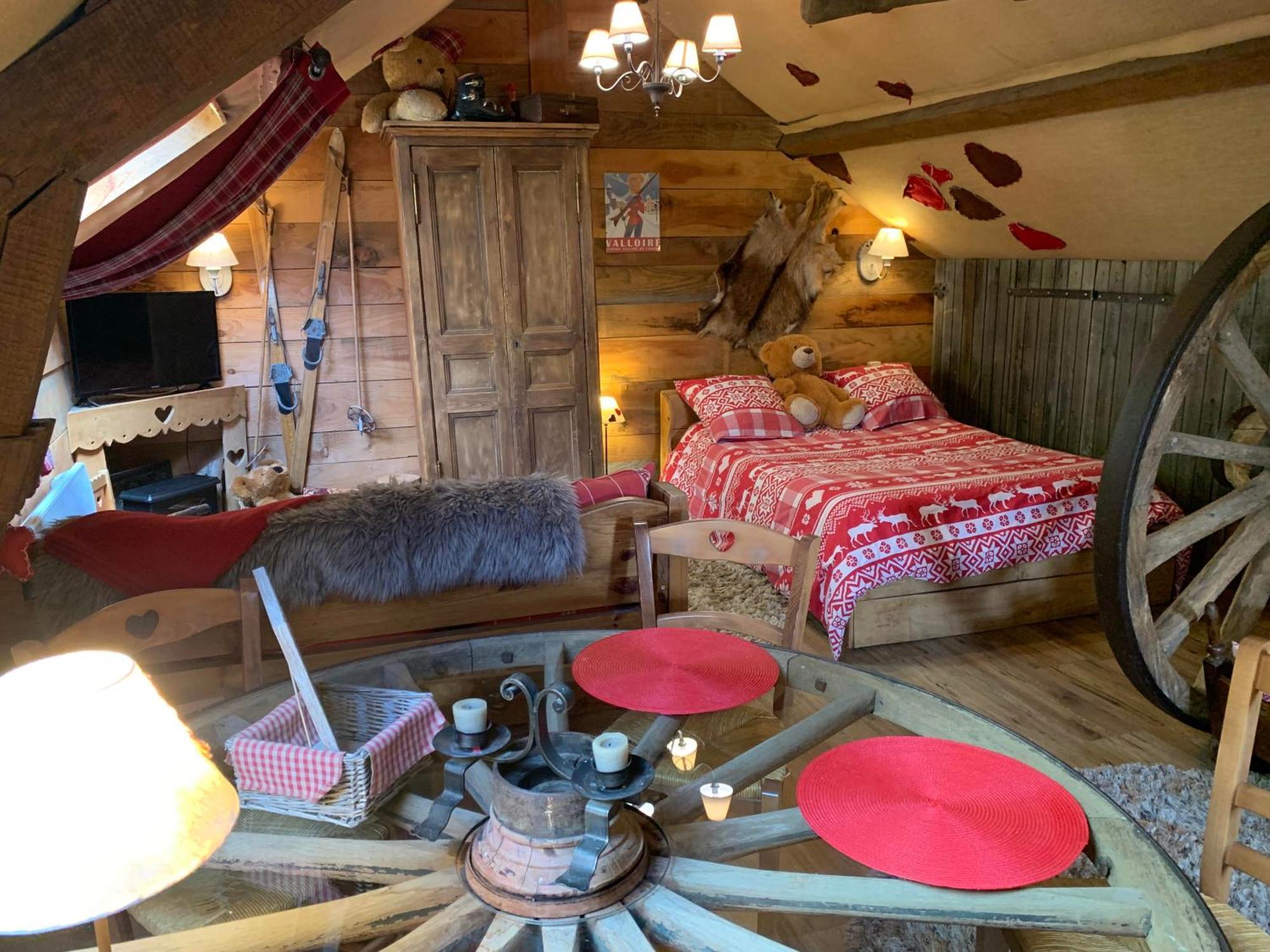 Gite "Le Refuge" Dans Un Domaine De 7Ha Au Calme Vimoutiers Ngoại thất bức ảnh